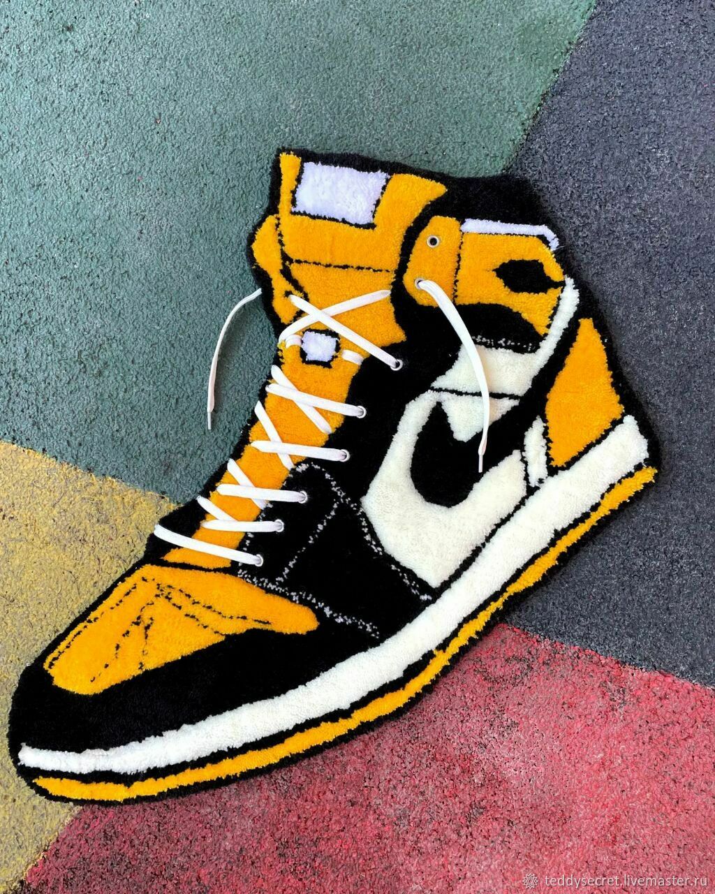 Декоративный ковер Nike Air Jordan 1 Mid – заказать на Ярмарке Мастеров –  RGBBGRU | Ковры, Уфа