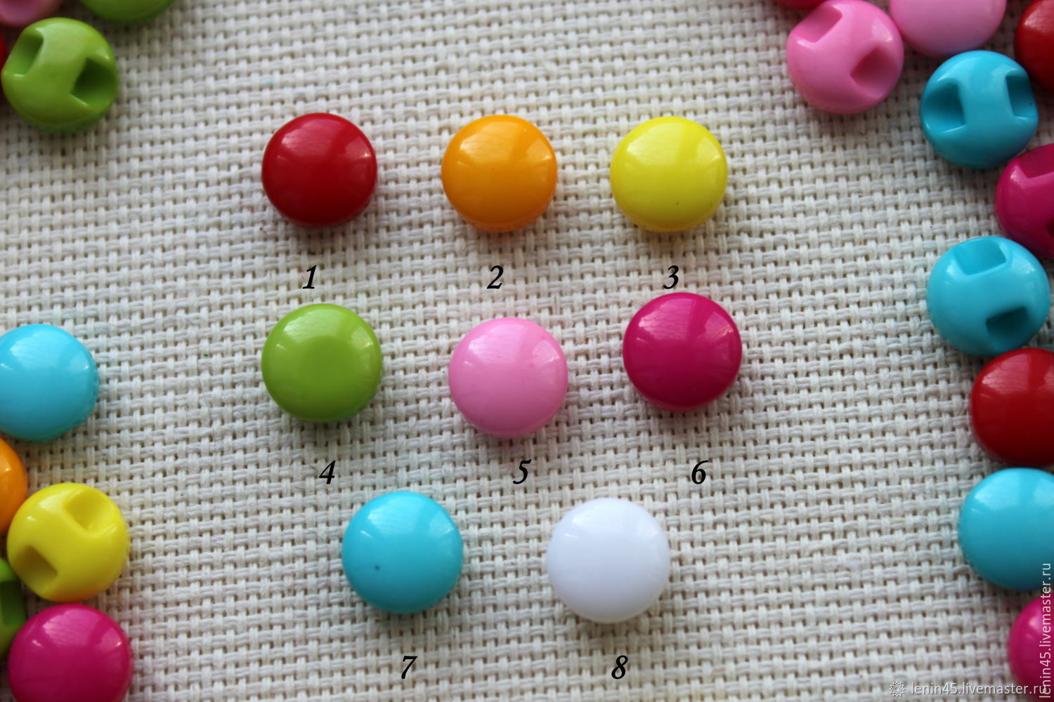 Button 9