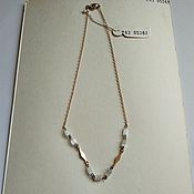 Винтаж handmade. Livemaster - original item Vintage Czech satin white glass necklace on a golden chain. Handmade.