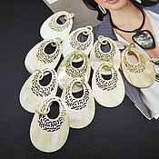 Материалы для творчества handmade. Livemaster - original item Pendant Pendants for Earrings Buffalo Horn Zebu Snow 43h34mm. Handmade.