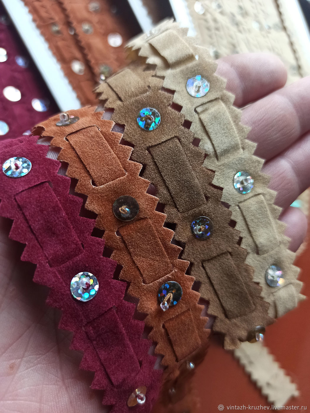 Кружевная бархатная лента с пайетками, тесьма. Артикул 891 купить в ...