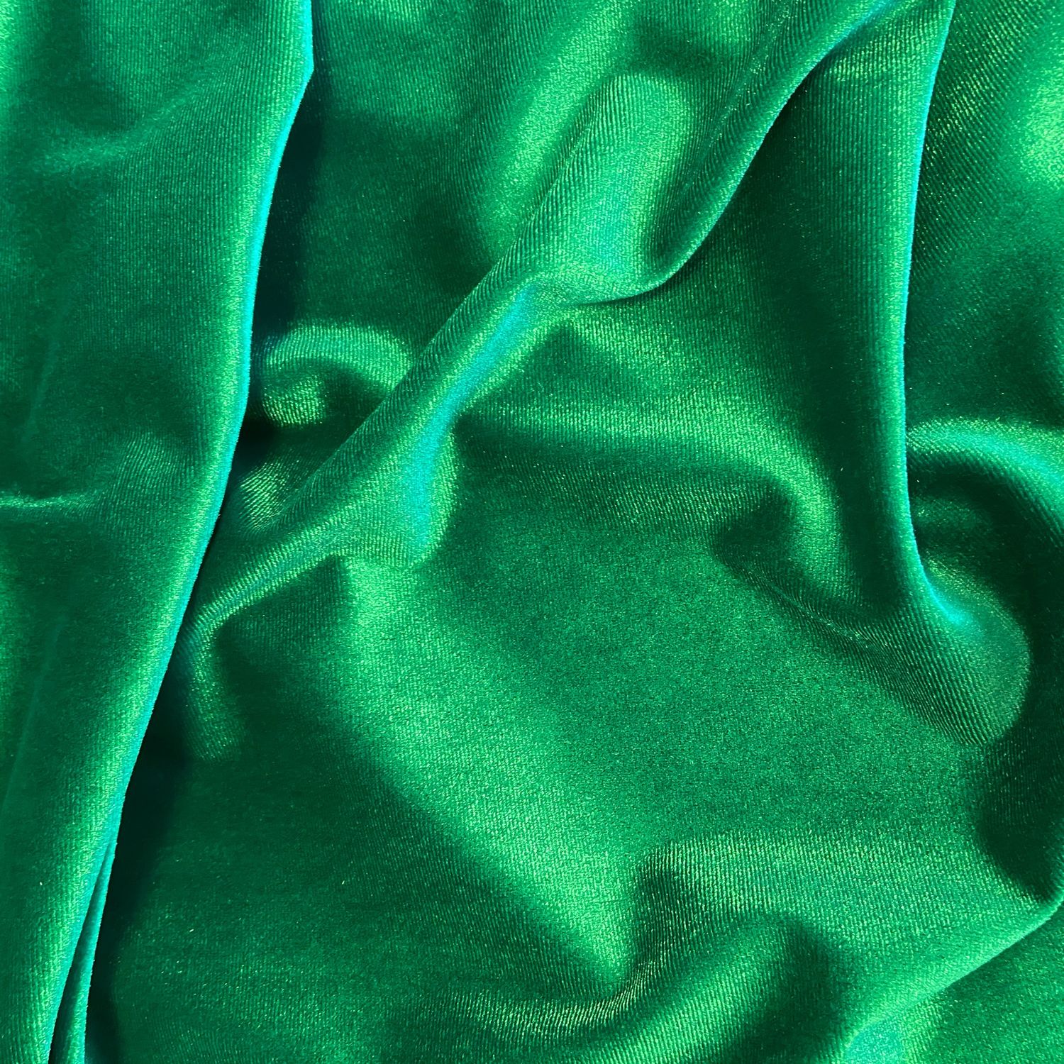 Ткань зеленая с цветами. Зеленая ткань. Салатовый бархат. Зеленый цвет ткани. Ткань ярко зеленая.